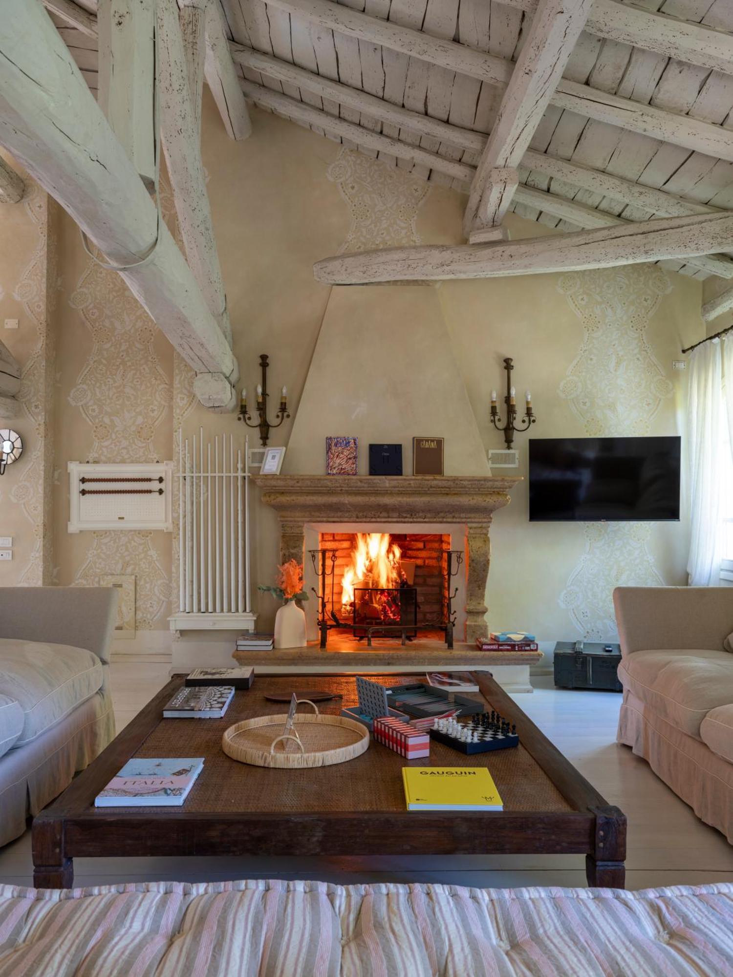 Elizabeth Country House, A Member Of Design Hotels Minerbio Exteriör bild